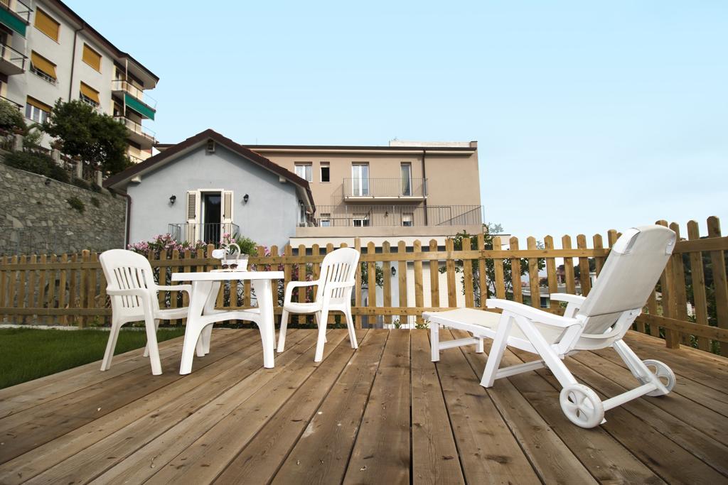 Residence Felice Celle Ligure Bagian luar foto