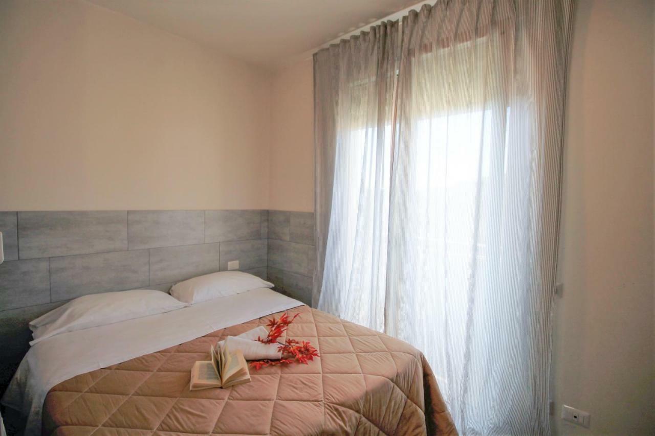 Residence Felice Celle Ligure Bagian luar foto