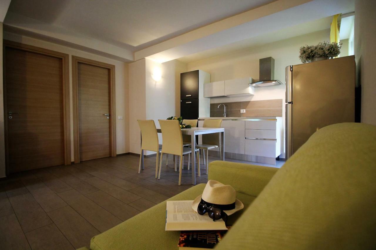 Residence Felice Celle Ligure Bagian luar foto